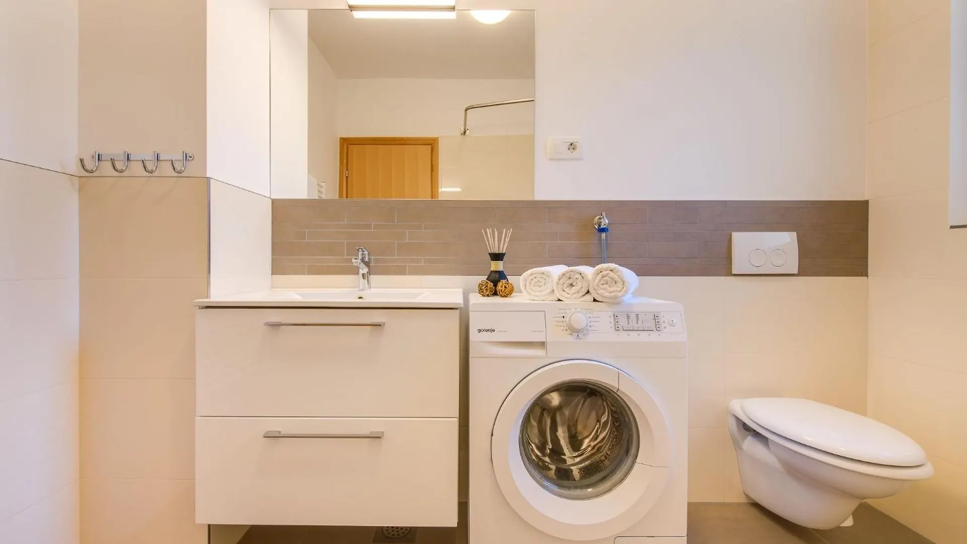 Apartment Geraeumige Wohnung Mit Zwei Schlafzimmern In Pula